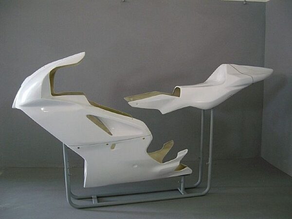 Aprilia Rsv 1000 2004/2005 Carena Racing COMPLETA