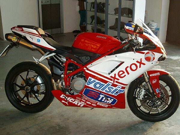 Ducati 848/1098/1198 Carena Stradale - immagine 16