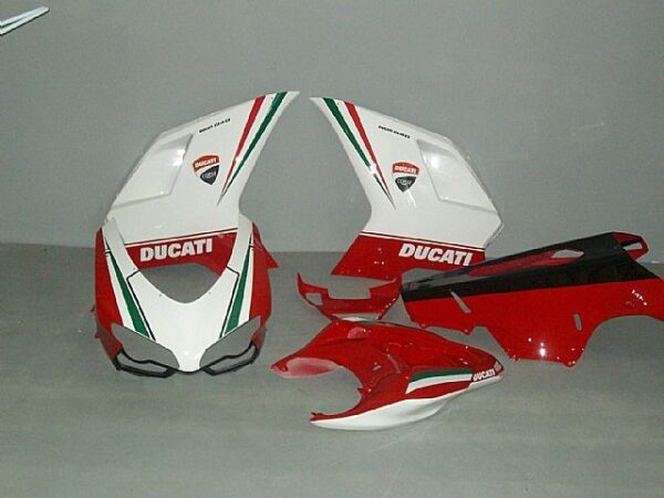 Ducati 848/1098/1198 Carena Stradale - immagine 17