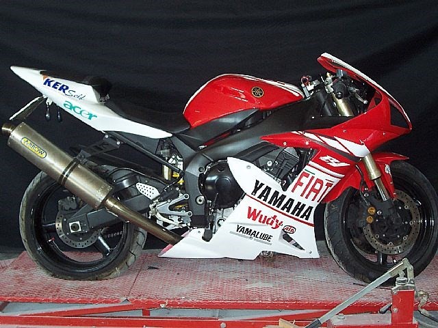 Yamaha YZF 1000 R1 2002/2003 Carena Racing