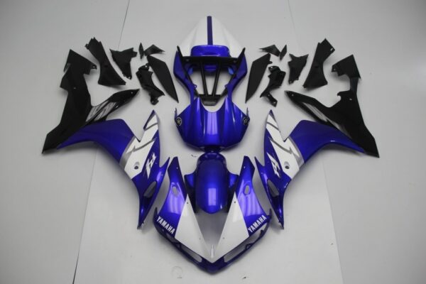 YAMAHA R1 2004/2006 Carena in ABS verniciata replica - immagine 2