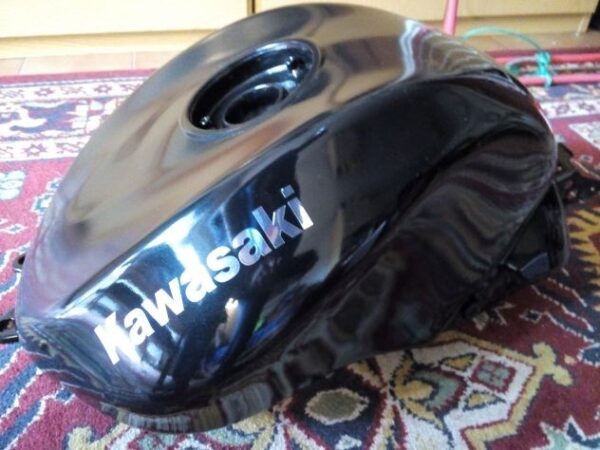 KAWASAKI ZX-10R 2006/2007 SERBATOIO originale