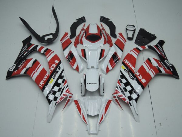 KAWASAKI ZX-10R 2022/2025 Carena in ABS verniciata replica - immagine 8