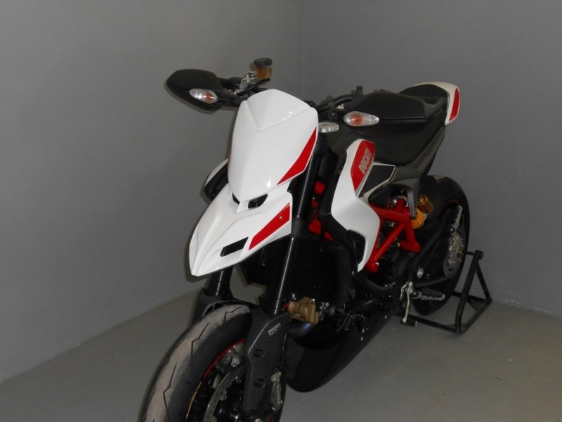 DUCATI HYPERMOTARD 2013 Naked