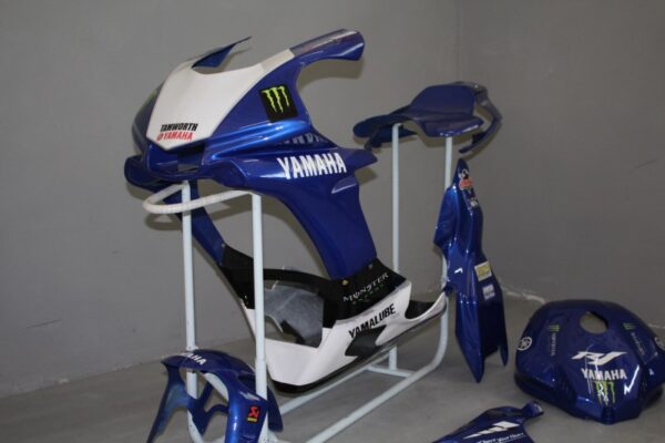 Yamaha R1 2015/2018 verniciata blu Yamaha - immagine 4