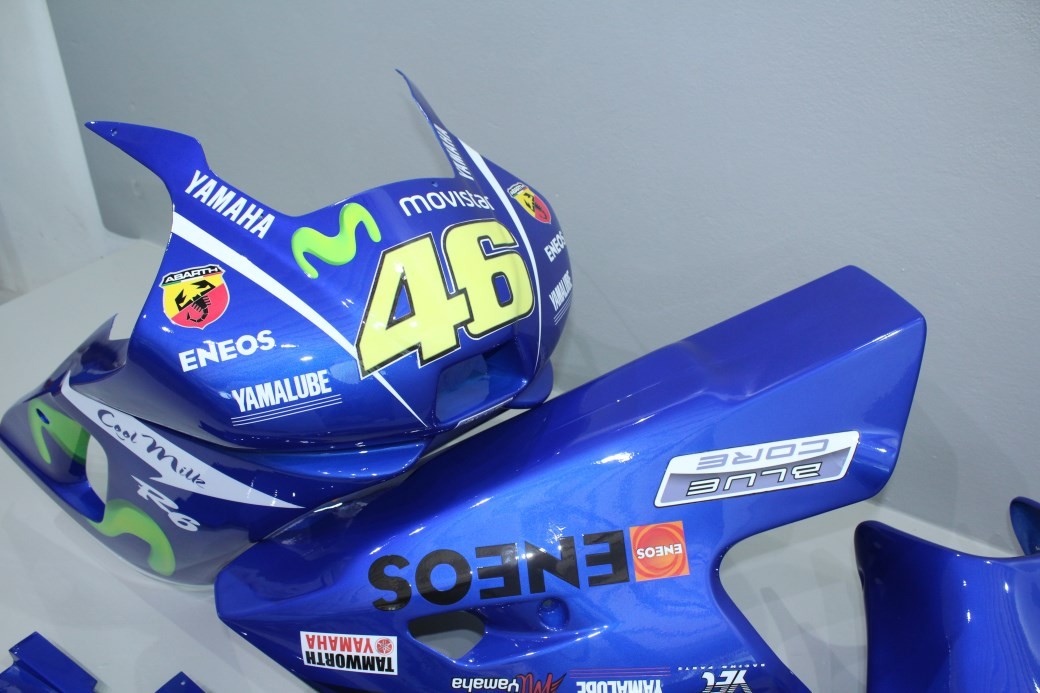YAMAHA R6 1999/2002 Carena VERNICIATA Replica