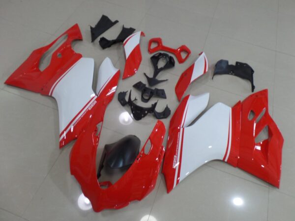 DUCATI 899/1199  Carena in ABS verniciata replica - immagine 2