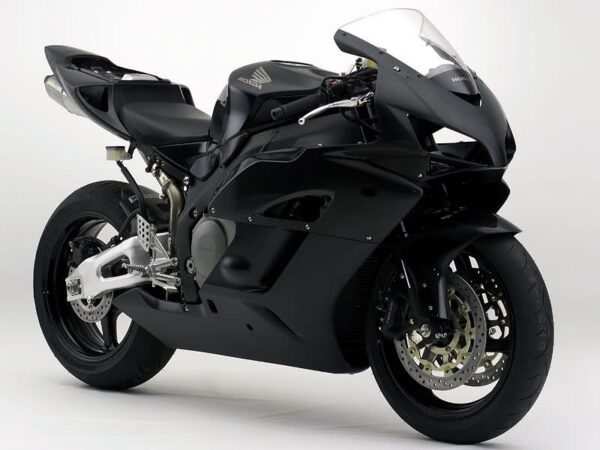 HONDA CBR 1000RR 2004/2005 Carena  racing verniciata NERO OPACO