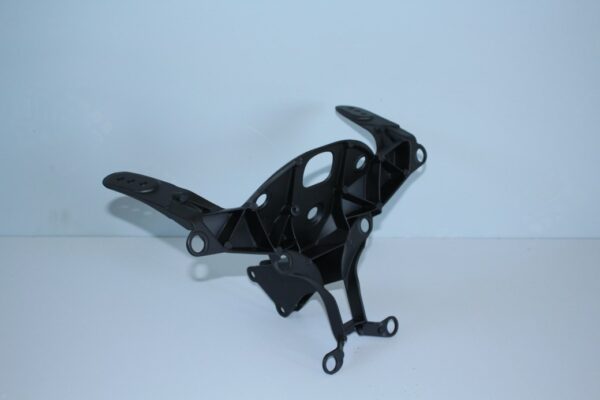 YAMAHA R1 2004/2006 TELAIETTO anteriore stradale in alluminio - immagine 2
