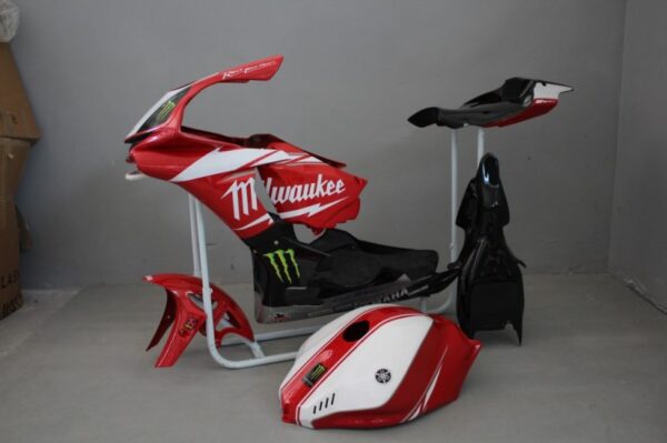 Yamaha R1 2015/2018 Milwaukee Rosso
