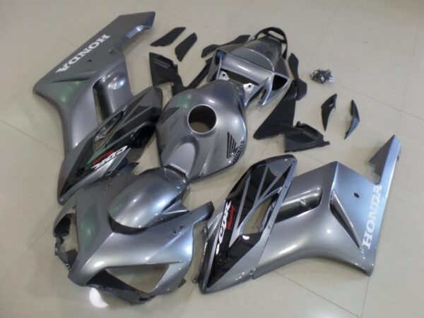 HONDA CBR 1000RR 2004/2005  Carena ABS verniciata eco