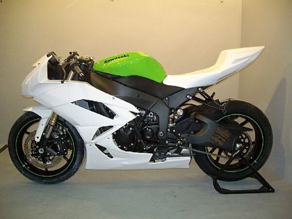 Kawasaki ZX 6R 2009/2012 Carena Racing COMPLETA - immagine 3