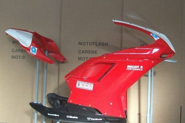 Ducati 848/1098/1198 Carena Racing COMPLETA - immagine 3