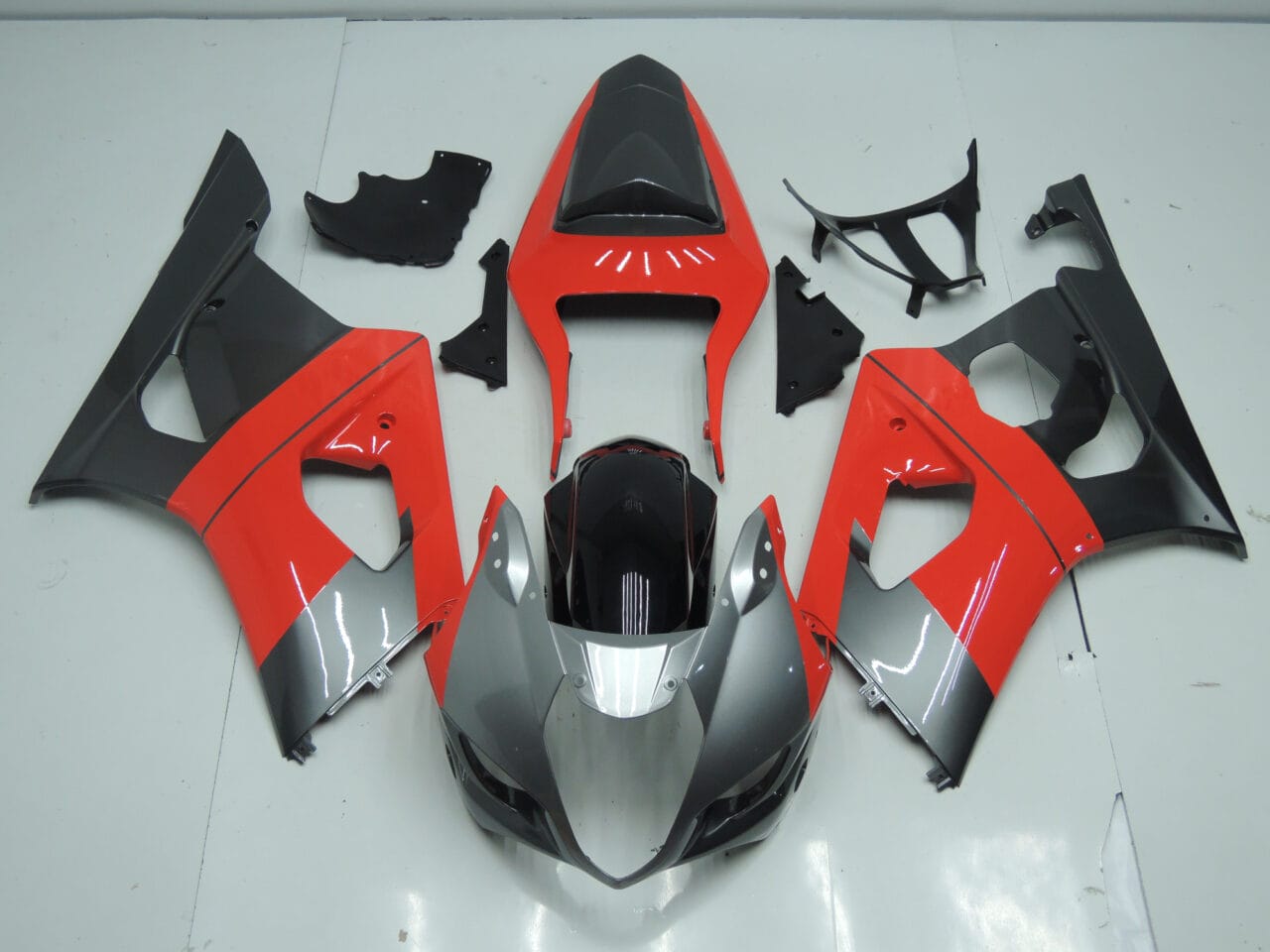 SUZUKI GSXR 1000 03/04 carena stradale in abs  verniciata replica
