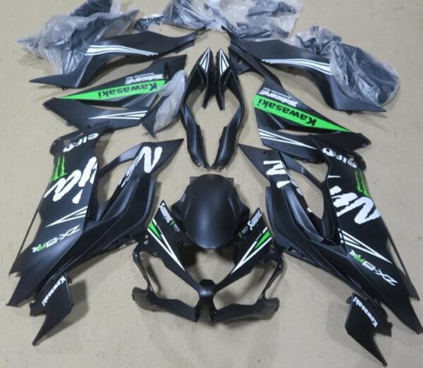 KAWASAKI ZX-6R 18/21 carena stradale in abs  verniciata replica - immagine 2